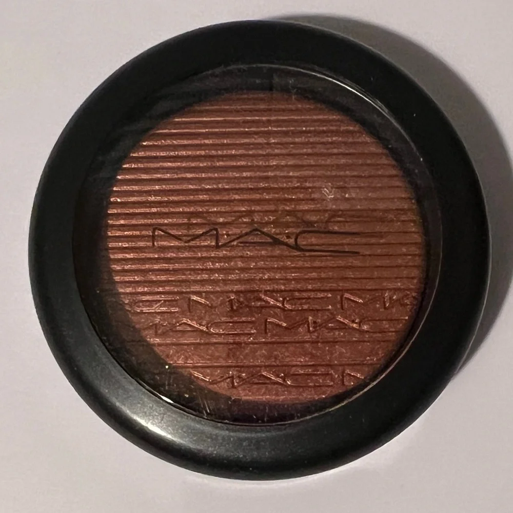 MAC Cosmetics Hard to Get Extra Dimension Blush
